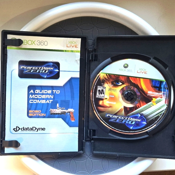 Perfect Dark Zero for XBOX 360 Limited Edition - Picture 3 of 4
